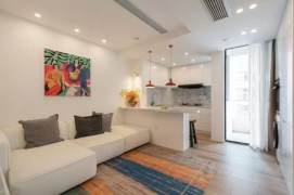 High floor 1br/2living & balcony/heating @W Nj Rd & Line 2/12/13