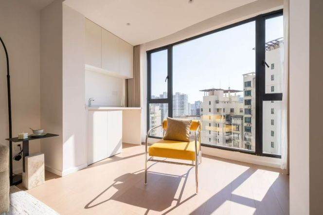 Elevator Newly Renovated 2Br/2Lr/1Bt@L3/4/10 Hongqiao Station 