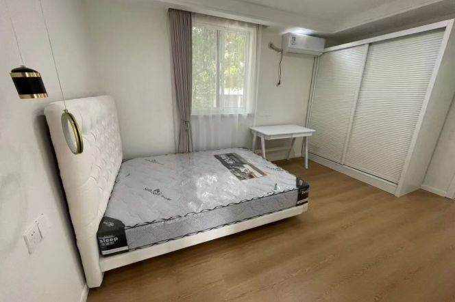 Pudong area/cozy 2br 1lr/brand furniture/NR binjiang avenue/Pudong Avenue@L14/4
