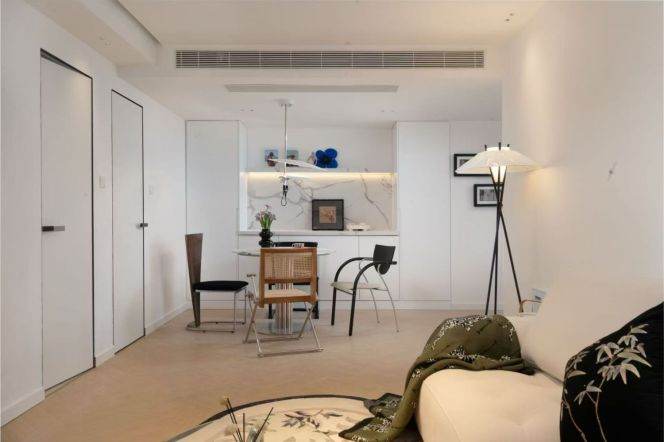 Cozy 2Br +Garden @ L1/9/11 Xujiahui 