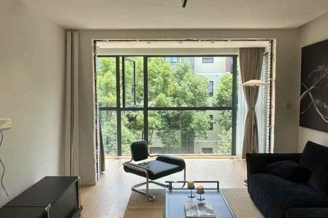 zhongshan park modern 2BR/big living room@L2/3/4