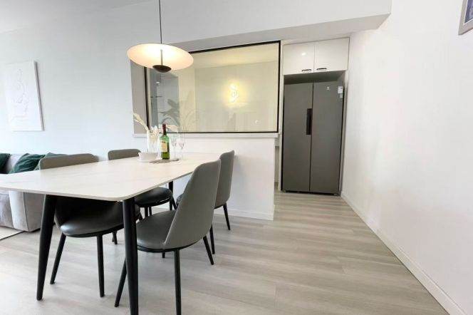 15.5k Comfort 3Br 2Bathr with floor heating Nr Hongqiao Rd.line3/4/10