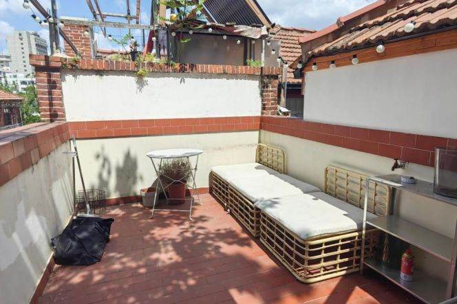 Unique 2 br with private terrace in Old XuHui, easy to L 1 HengShan Rd St. near SH Library