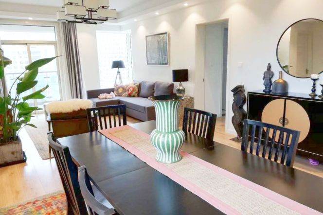 Excellent 2br/2bt Balcony Flat