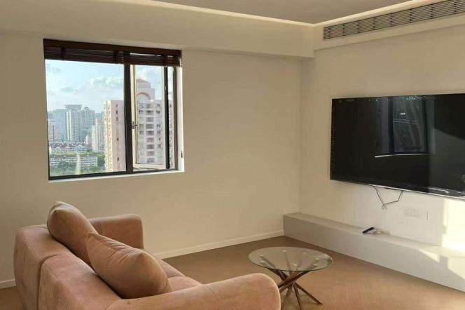 17.5 Brand new 2Br with floor heating and open balcony Nr Jing'an Temple line2/7/14