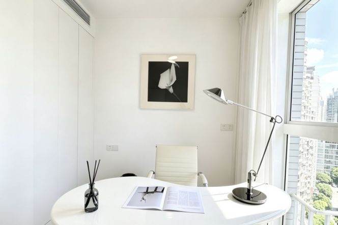 Suzhou River View- Bright- 2+1brs - comfortable living- Jing’an 