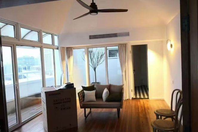 Top floor with Great view 5Br+Terrace