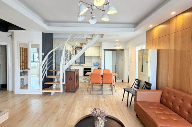 3 Brs, 2 Baths with Two Terraces, 150 sqm, Wall heating, Oven @ Wuning metro L13