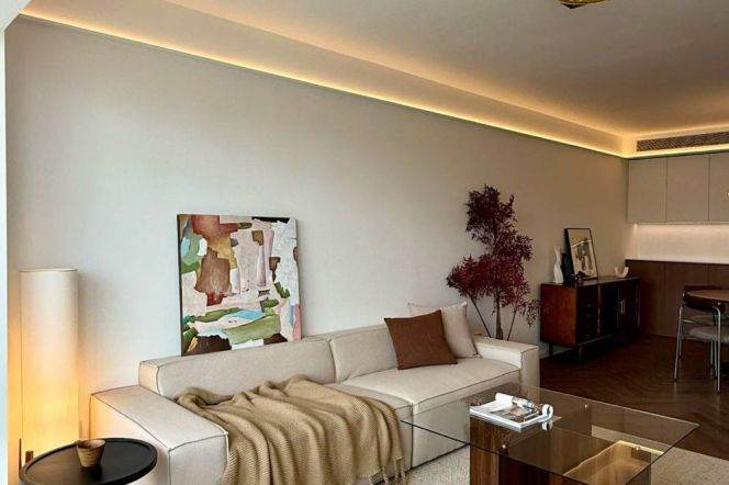 Spacious 1br high-rise nr Xujiahui CBD    Line 1/4/9/11