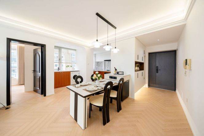 3 Brs, 2 Baths, Open Balcony/Floor heating/Central ac/Dish washer, 150 sqm @ Longde metro L11&13