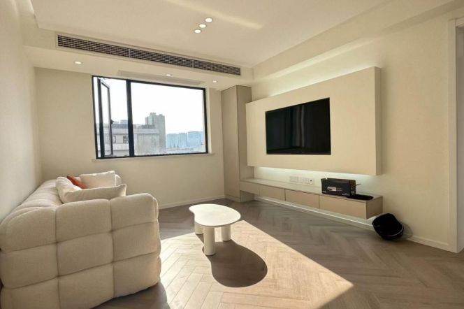 Cozy 1br with floor heating @Jing'an Line 2/11/14 