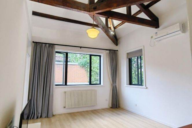 Unique 2 br with private terrace in Old XuHui, easy to L 1 HengShan Rd St. near SH Library