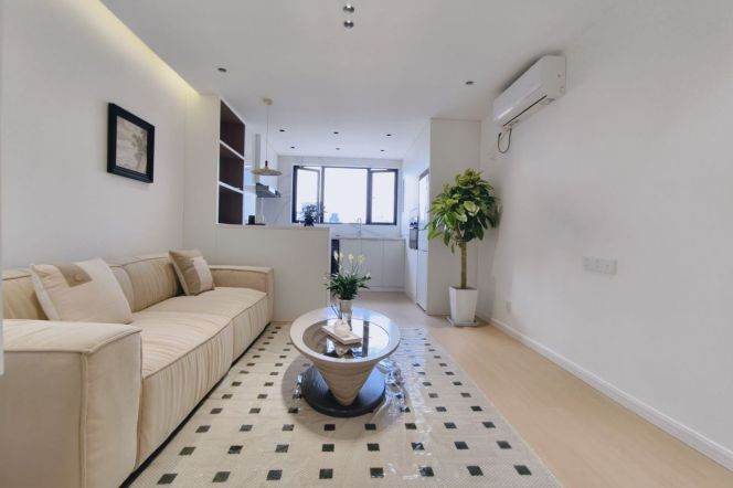 11.5k Bright  duplex 2Br Nr Zhongshan Park line2/3/4