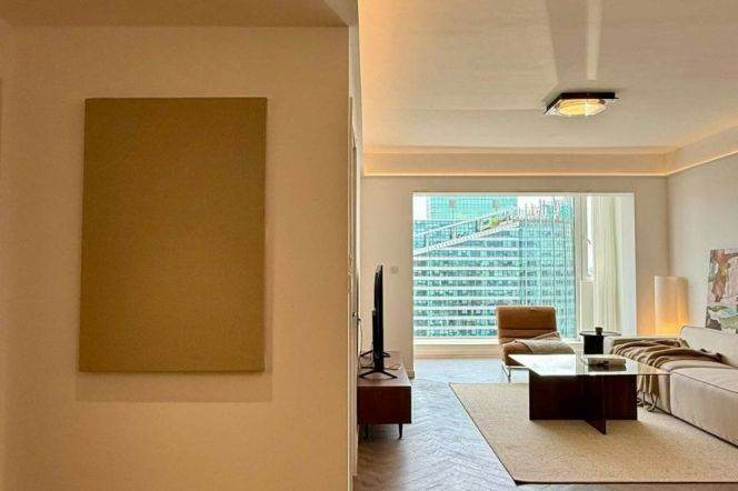 Spacious 1br high-rise nr Xujiahui CBD    Line 1/4/9/11