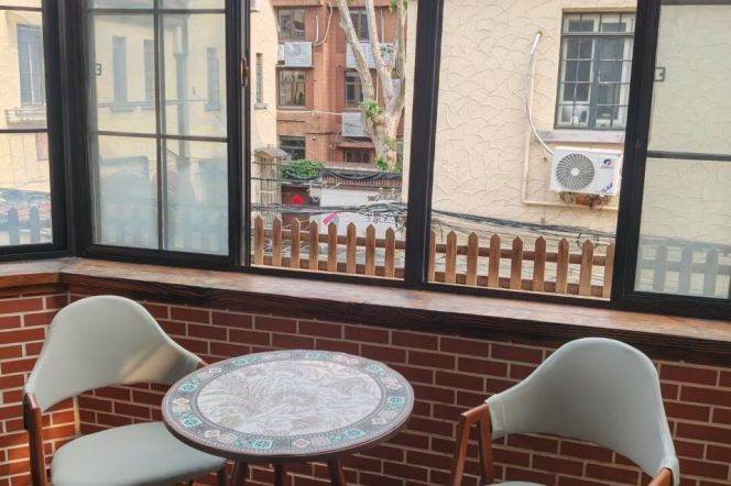 Cozy South Facing 1BR near Changshu rd line 1/7