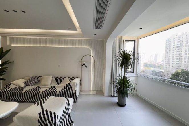 2 Brs, 2 Baths, Floor heating/Central ac/Dish washer, 120 sqm @ Shangcheng metro L9