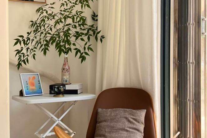 Golden Location 1Br/2Lr/1Bt on Yuyuan Rd Close to L2/11 Jiangsu Rd 