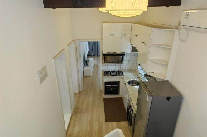 Unique 2 br with private terrace in Old XuHui, easy to L 1 HengShan Rd St. near SH Library