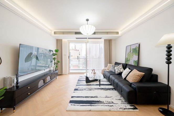 3 Brs, 2 Baths, Open Balcony/Floor heating/Central ac/Dish washer, 150 sqm @ Longde metro L11&13