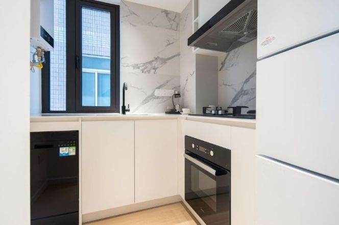 modern 1 bedroom floor heating modern furniture near line 2,12,13 only 14.5K