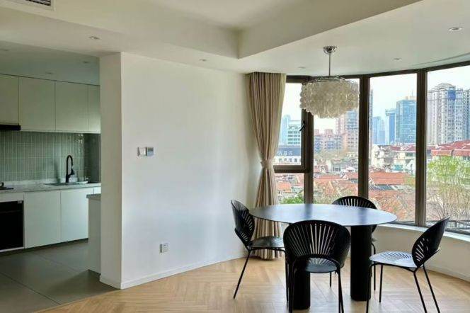 Modern 2br/150sqm & heating/balcony @Jiashan Rd & Line 9/12