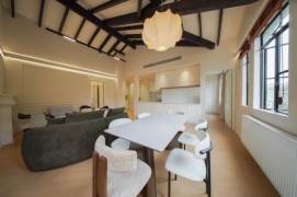Hengshan rd sta 2br130sqm with terrace