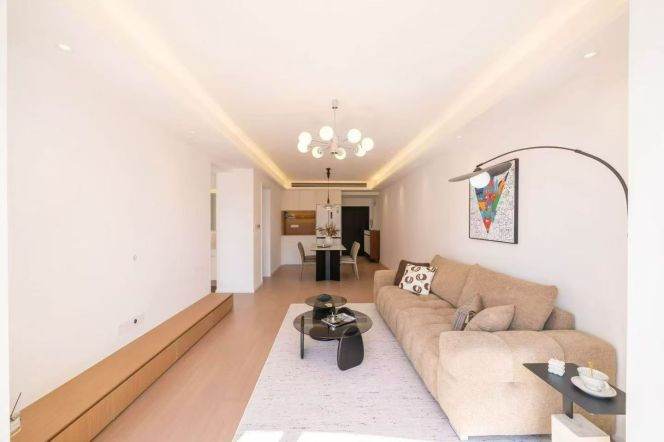Elevator Newly Renovated 2Br/2Lr/1Bt@L3/4/10 Hongqiao Station 
