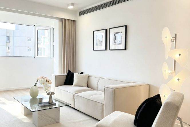 Suzhou River View- Bright- 2+1brs - comfortable living- Jing’an 