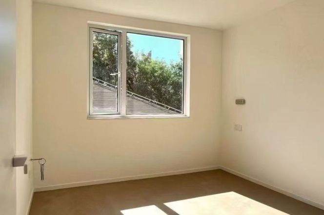 Jiaotong University 1BR apartment