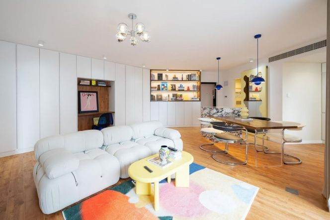South facing 1br with Balcony@West Jianguo Road,Jiashan Road St.