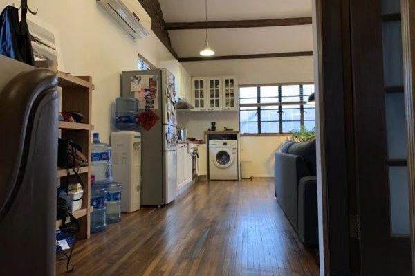 South Shanxi Rd Station Loft 1Br/2Bath Line1/10/12