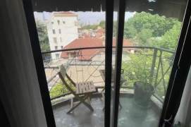 South Shanxi Rd Station Loft 2Br/2Bath with Open Balcony Line1/10/12