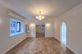 jiaotong university station two bedrooms