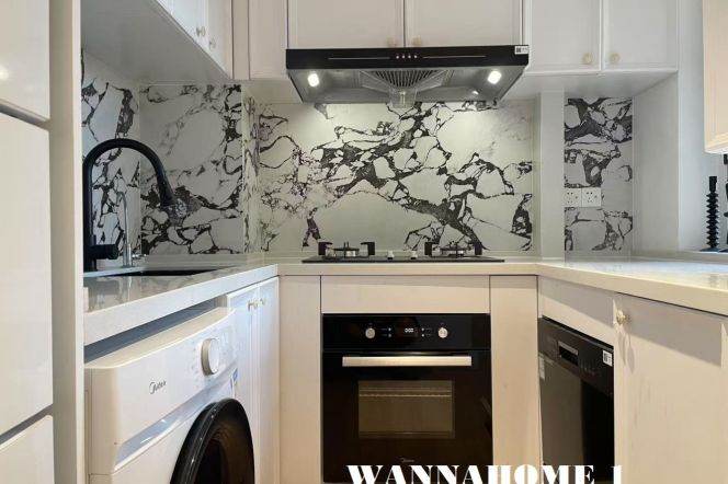 Green Compound+Bright&Spacious  2Bdrs 1Bath Apt+L2/3/4 Zhong Shan Park+Large  Balcony
