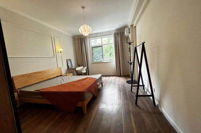 Jiaotong University 1BR apartment