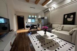 Jiaotong University 1BR apartment