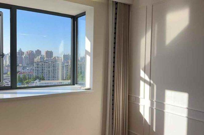 Longcao rd/elevator 2br 2baths/spacious&modern/big living room,@L12/3