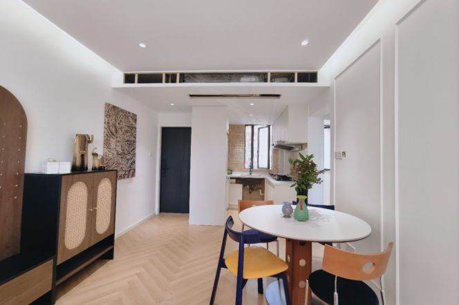 Guilin rd/modern 1br 2lr+Study/elevator/big living room/bright room,@L15/9