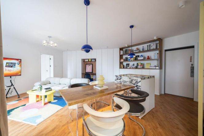 South facing 1br with Balcony@West Jianguo Road,Jiashan Road St.