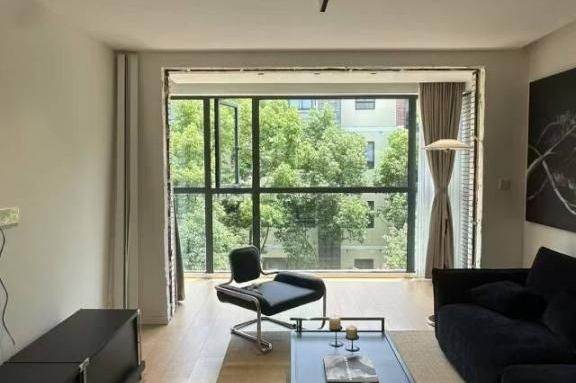 Greenery view 2Bedrooms Apartment near Line2 & 3 & 4 Zhongshan Park