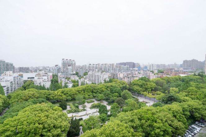 Renovated apartment-2brs 2baths -Elevator - Line 7 Xincun Road 