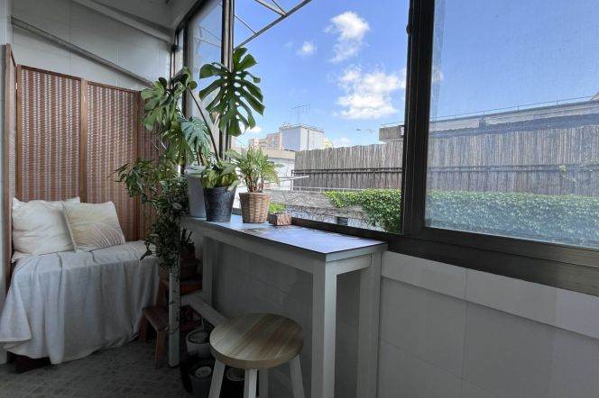 Yongjia & Yueyang Rd, fully furnished 1 bedroom, 1 bathroom with balcony 