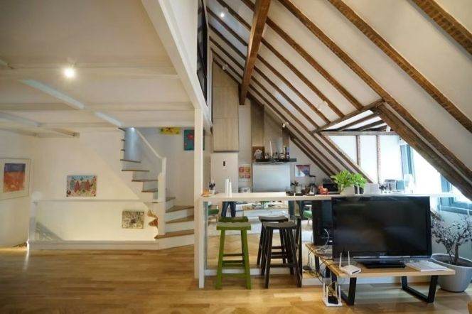 Loft-Style Heritage Old House nr iapm | 130 sqm, 2BR 2BA