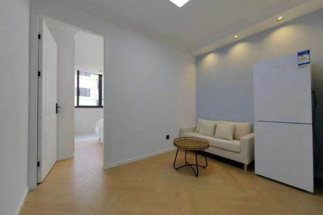 Bright 2br/1lr @zhongshan park sta 7k