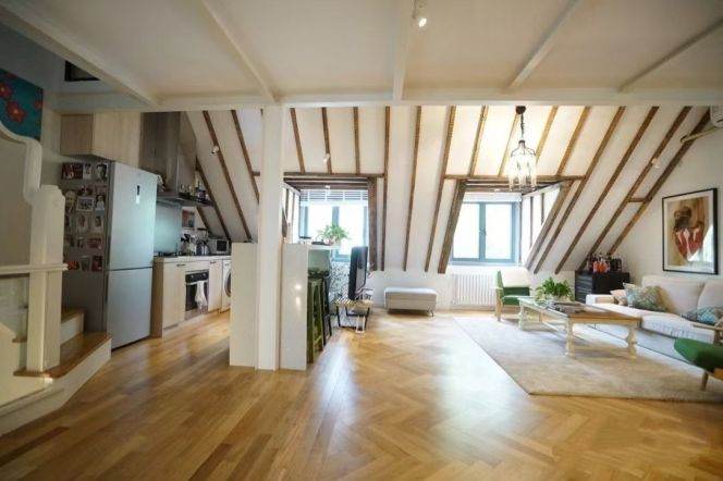 Loft-Style Heritage Old House nr iapm | 130 sqm, 2BR 2BA