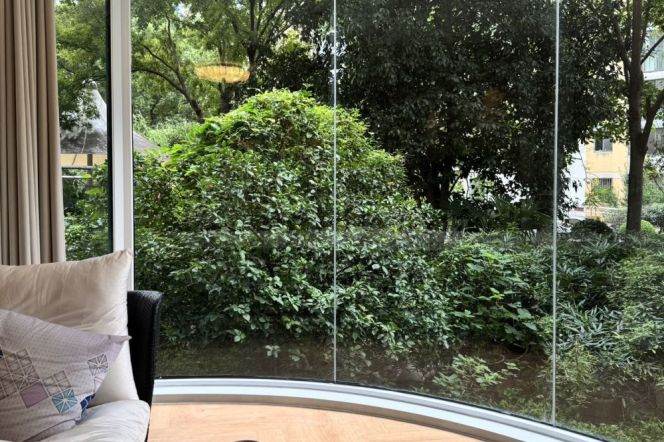 Greeny 3BR-2bathr Apt | Zhongshan Park & Good view | Balcony +Heating+Compound