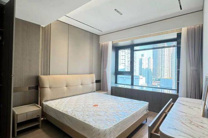 3Bdrs 3Baths /Spacious&Bright /Line2/12/13 West Nanjing Rd/Elevator/165sqm
