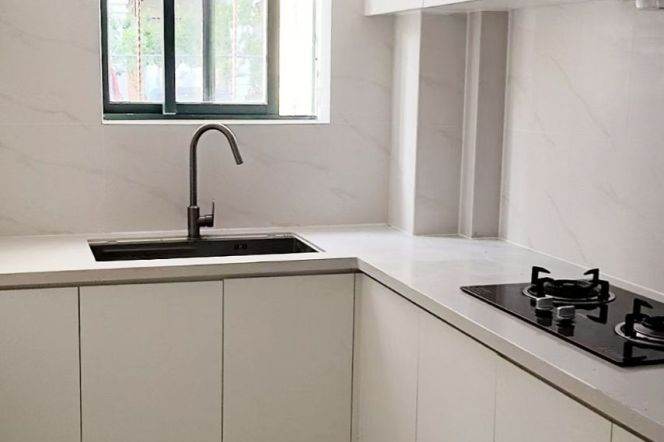 Nice 2br for rent at good price,close to Line 2