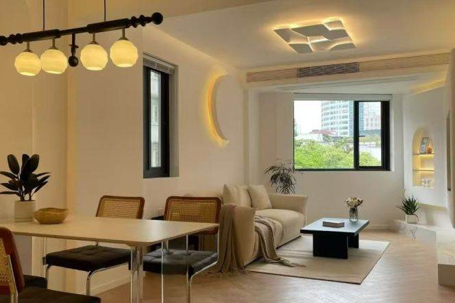 Modern 1br with elevator near West Nanjing Rd