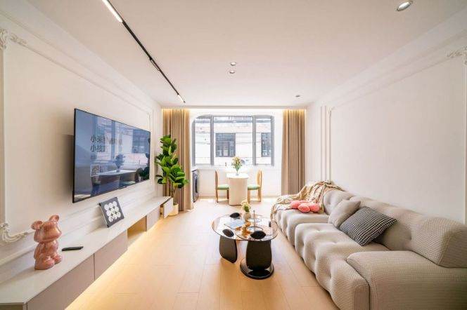 1+1br-Huayang Road – 6 minutes to Lines 2, 3, and 4 – Zhongshan Park